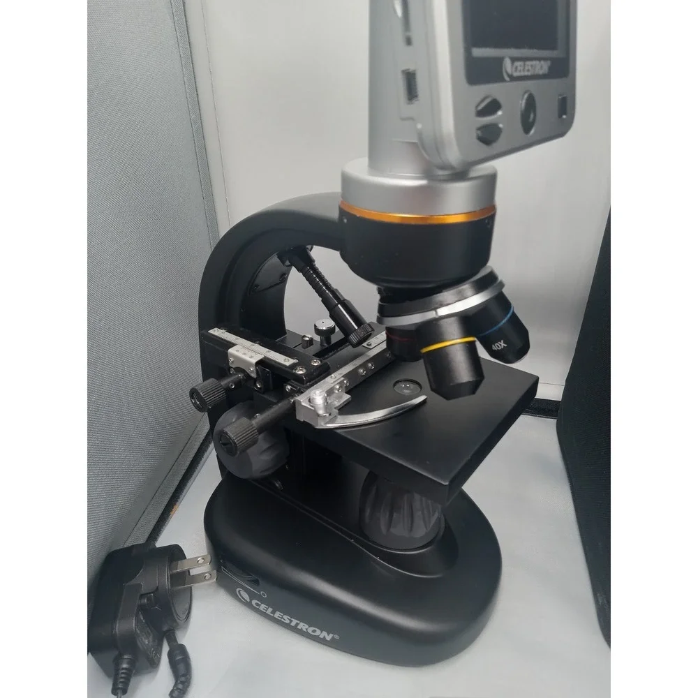Celestron LCD Deluxe Digital Microscope II No Instructions Nice With‎ Sd Card